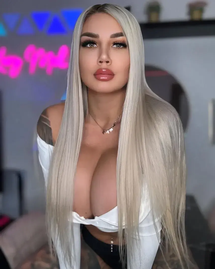 Leak & nude 2 — Karymel