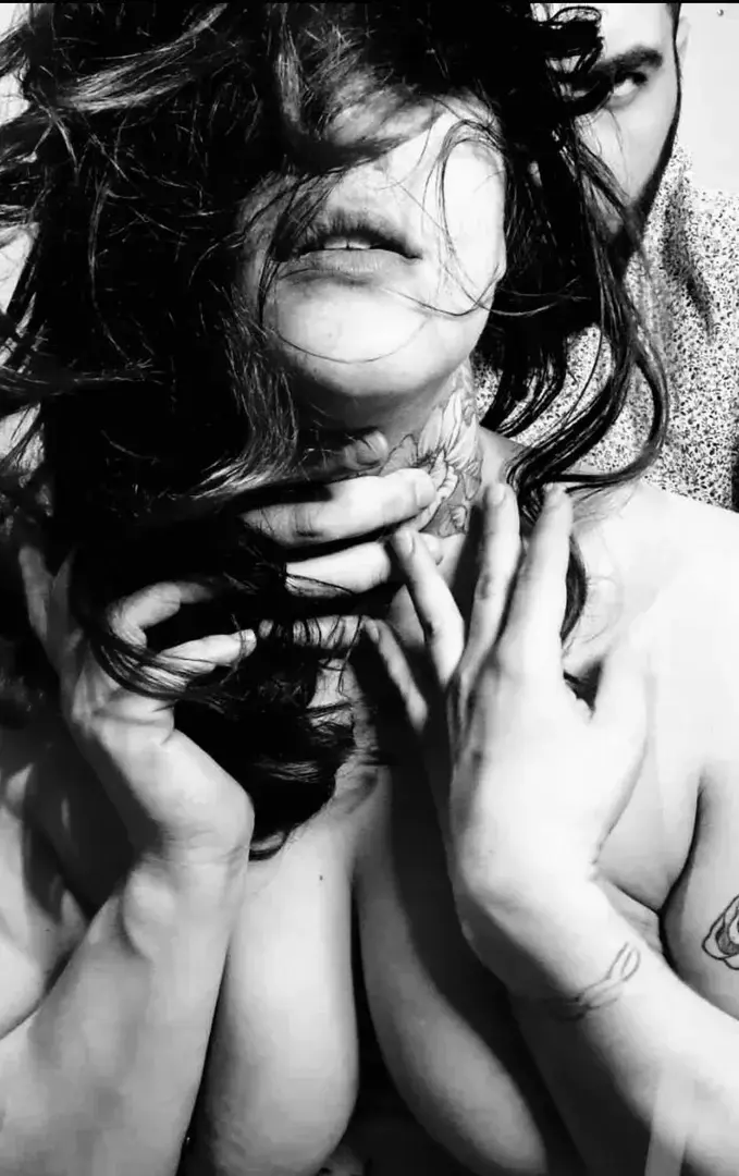 Leak & nude 5 — Noursidae
