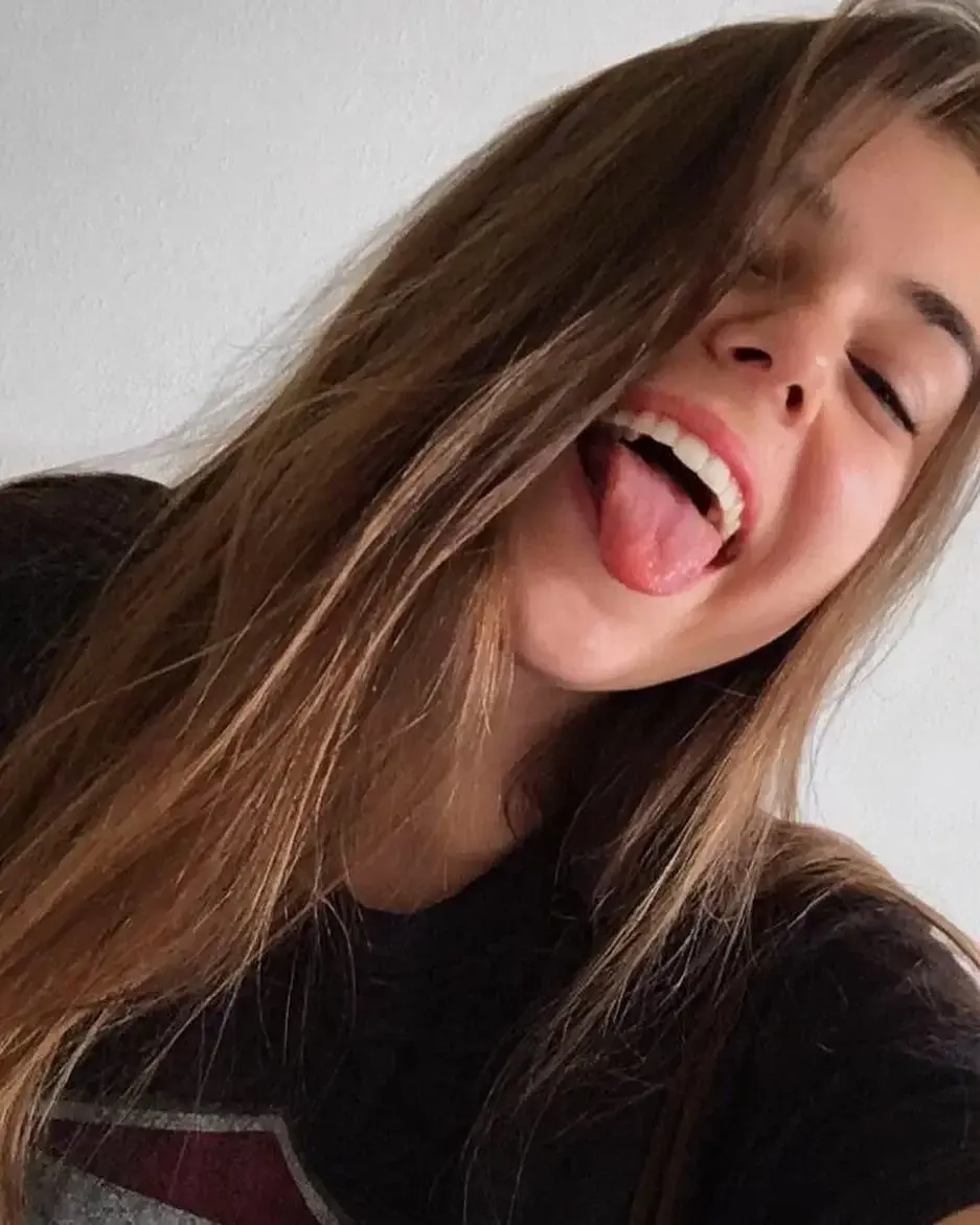 Lina_brn — média 2 | French Modèles