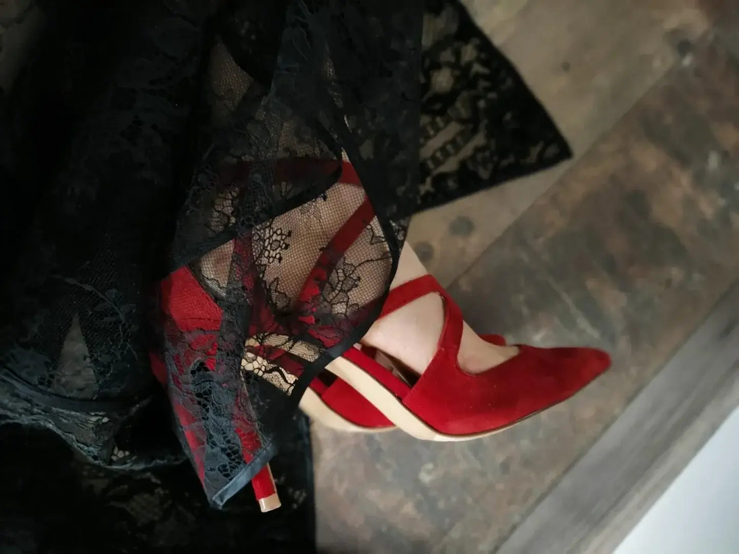 Photo de couverture de Pieds_lilou-foot-fetish-piercing