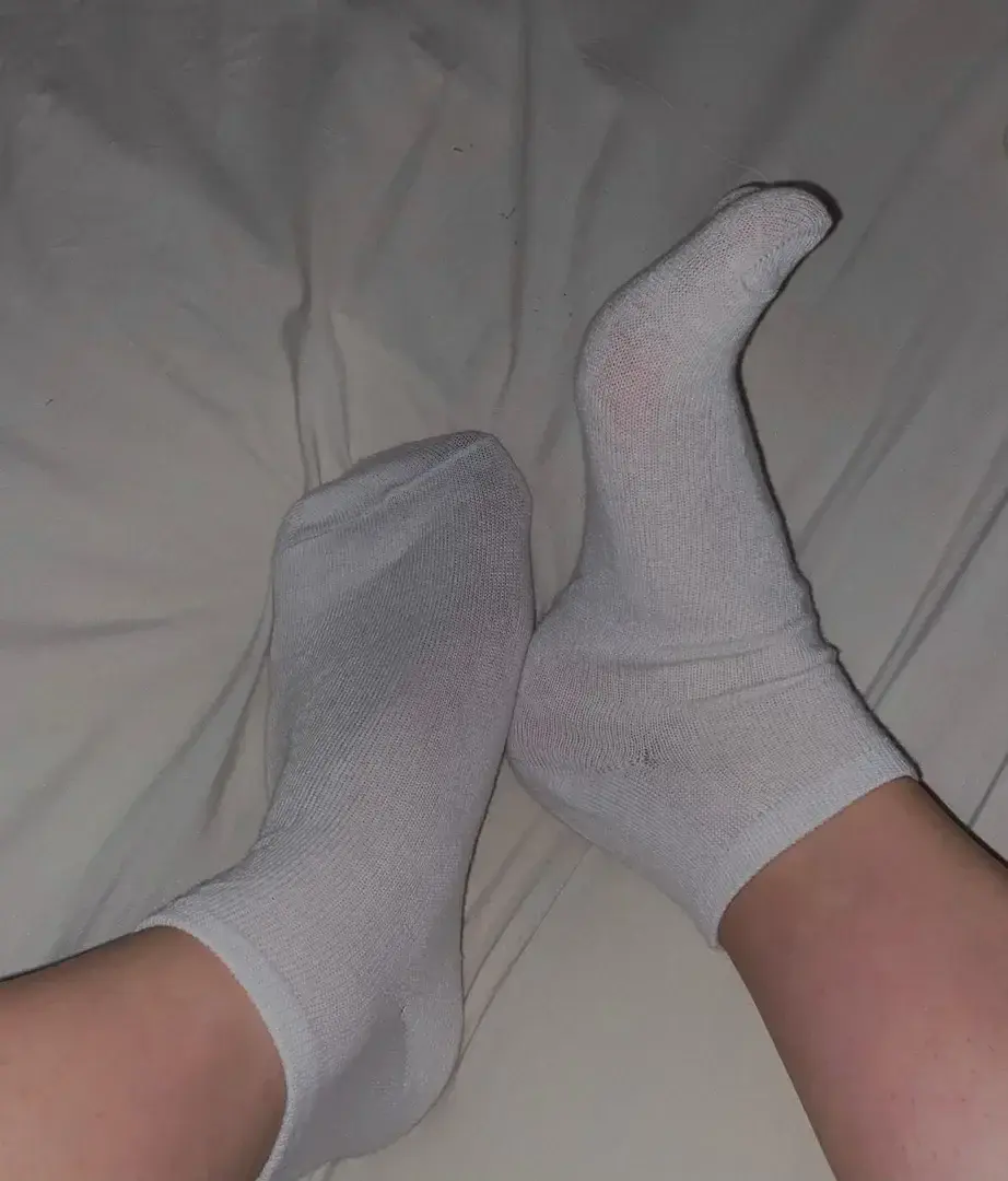 Leak & nude 1 — Pieds_doux