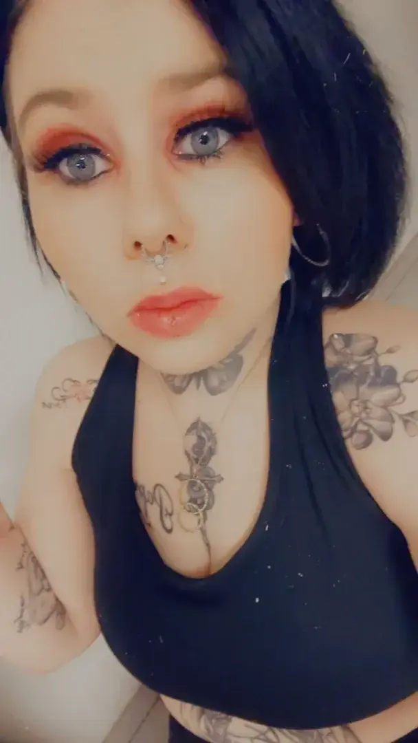 Leak & nude 3 — Natacha2210