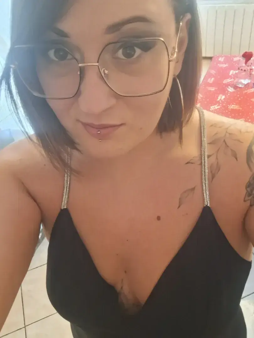 calinefeline - Photo exclusive MYM 6 | French Modèles