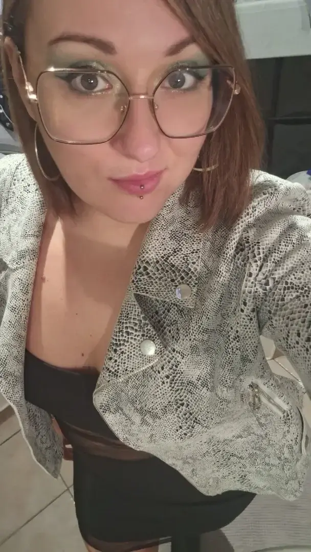 calinefeline - Photo exclusive MYM 3 | French Modèles