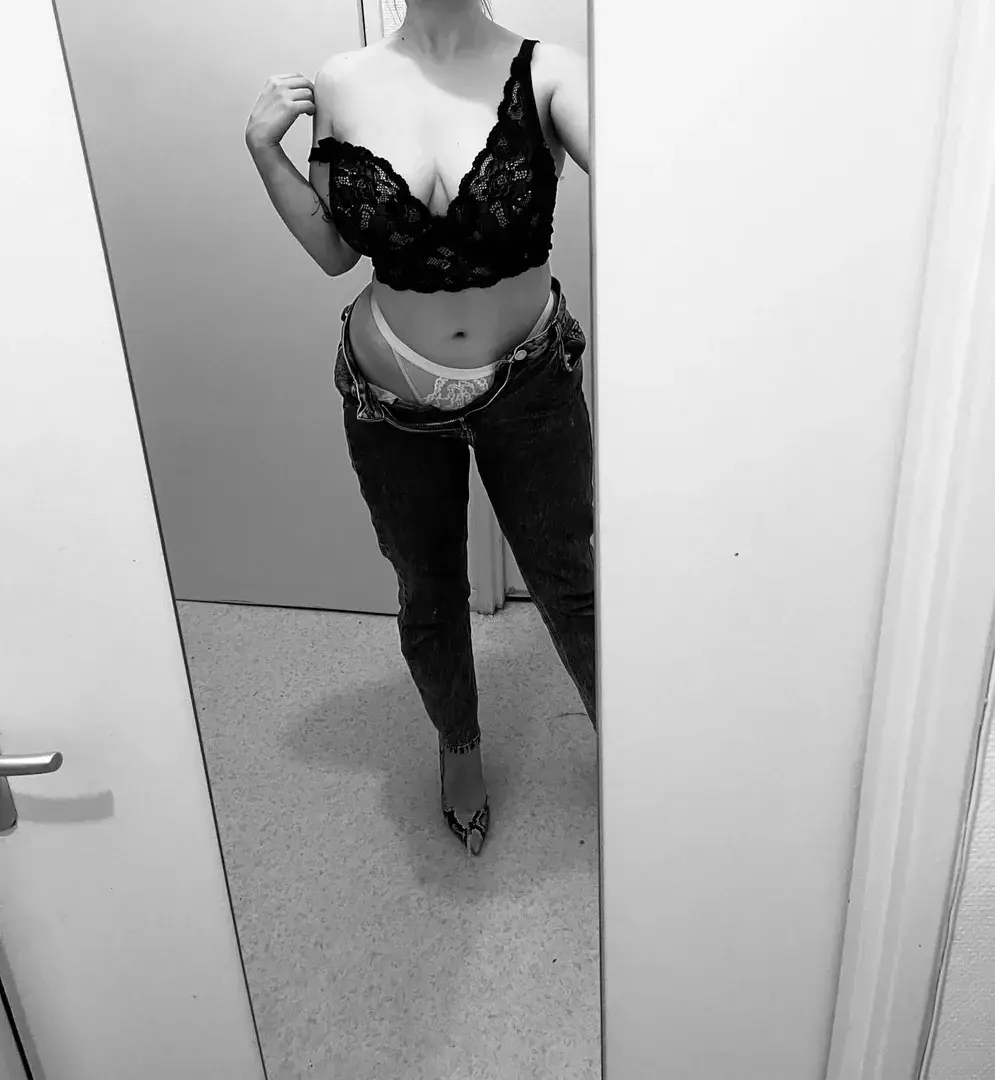Leak & nude 1 — _sara_b