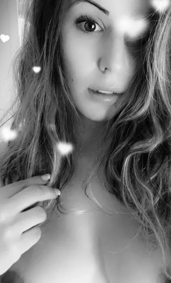 Leak & nude 5 — Vicky2b