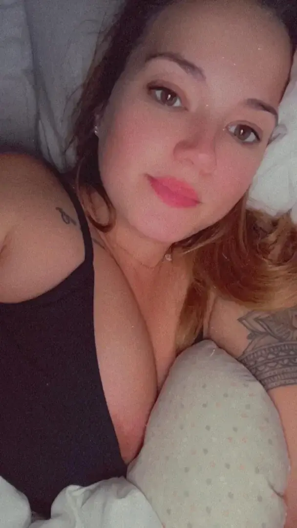 Leak public de L_nude_ — « Bonne nuit mes petit coquin 😛🙈 » (nude) sur MYM