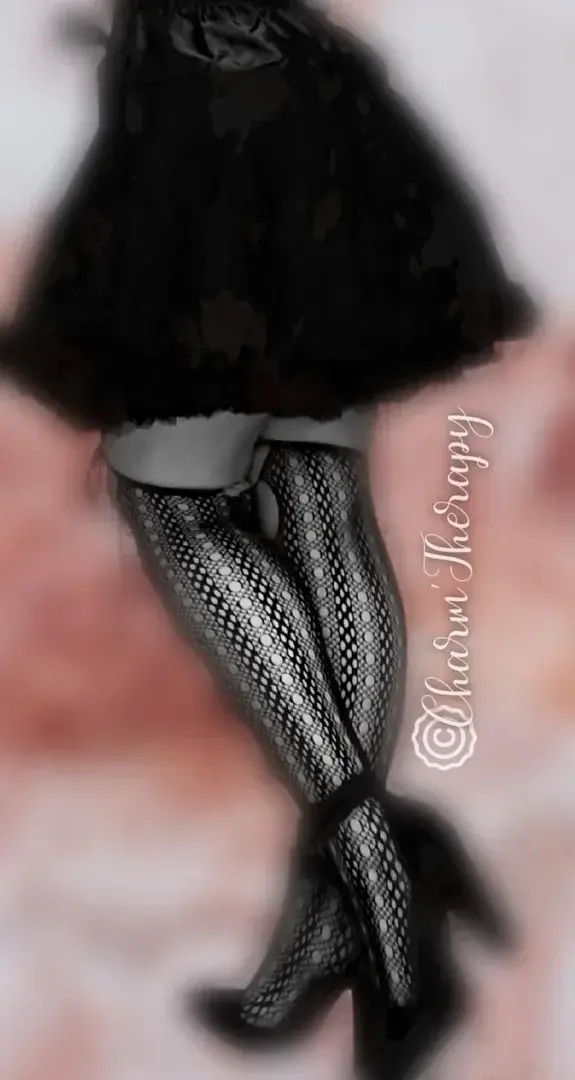 Leak & nude 2 — Charm_therapy