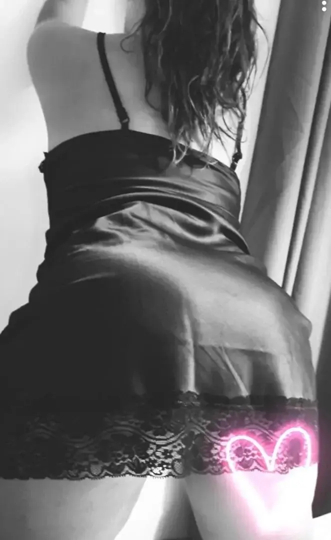 Leak & nude MYM — Ness_milf : « média » (MYM)