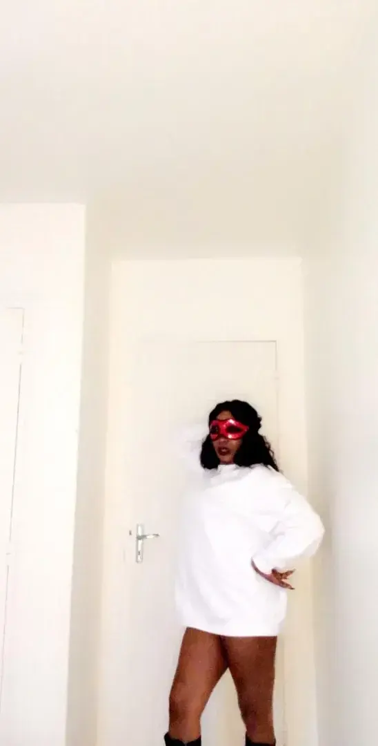 Leak & nude 2 — Roxana_1