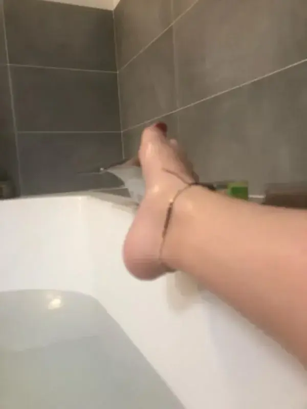 Leak & nude 3 — Undermyfeet13