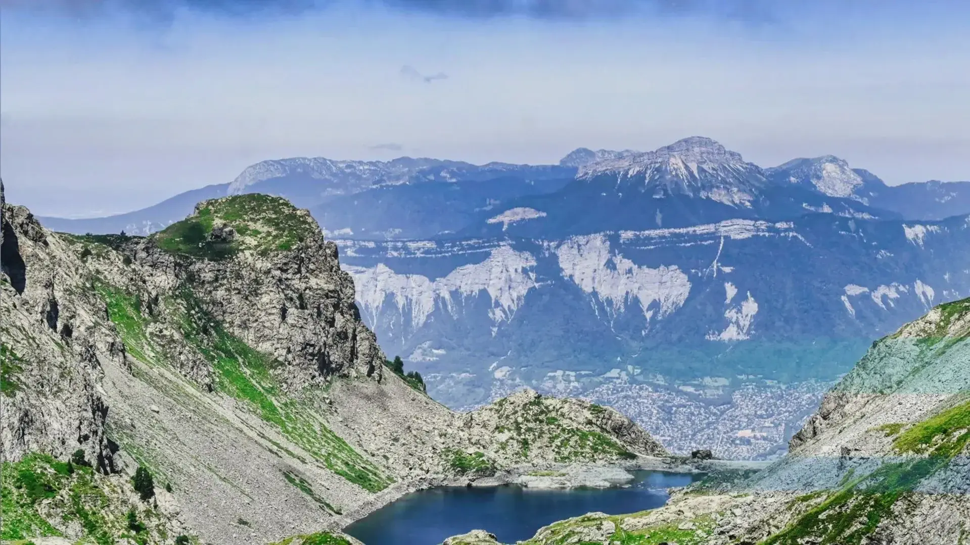 6 jours en autonomie Massif de Belledonnejuillet 2022youtube.com/c/ZoomVision_Trekking/videos