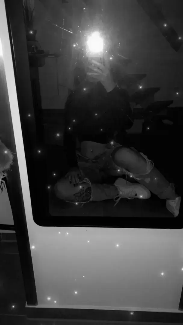 Leak & nude 3 — Sophiefyre