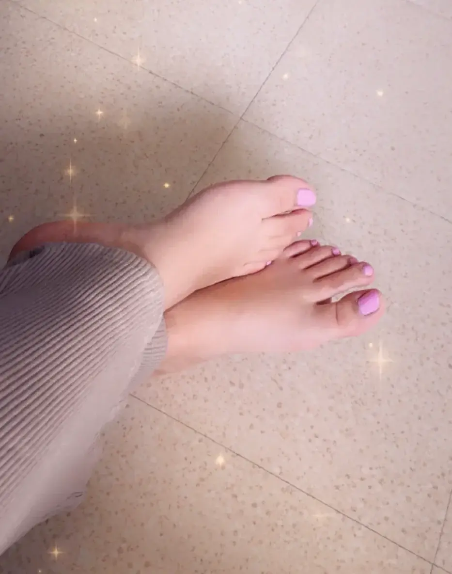 Leak & nude 3 — Pieds-dmr