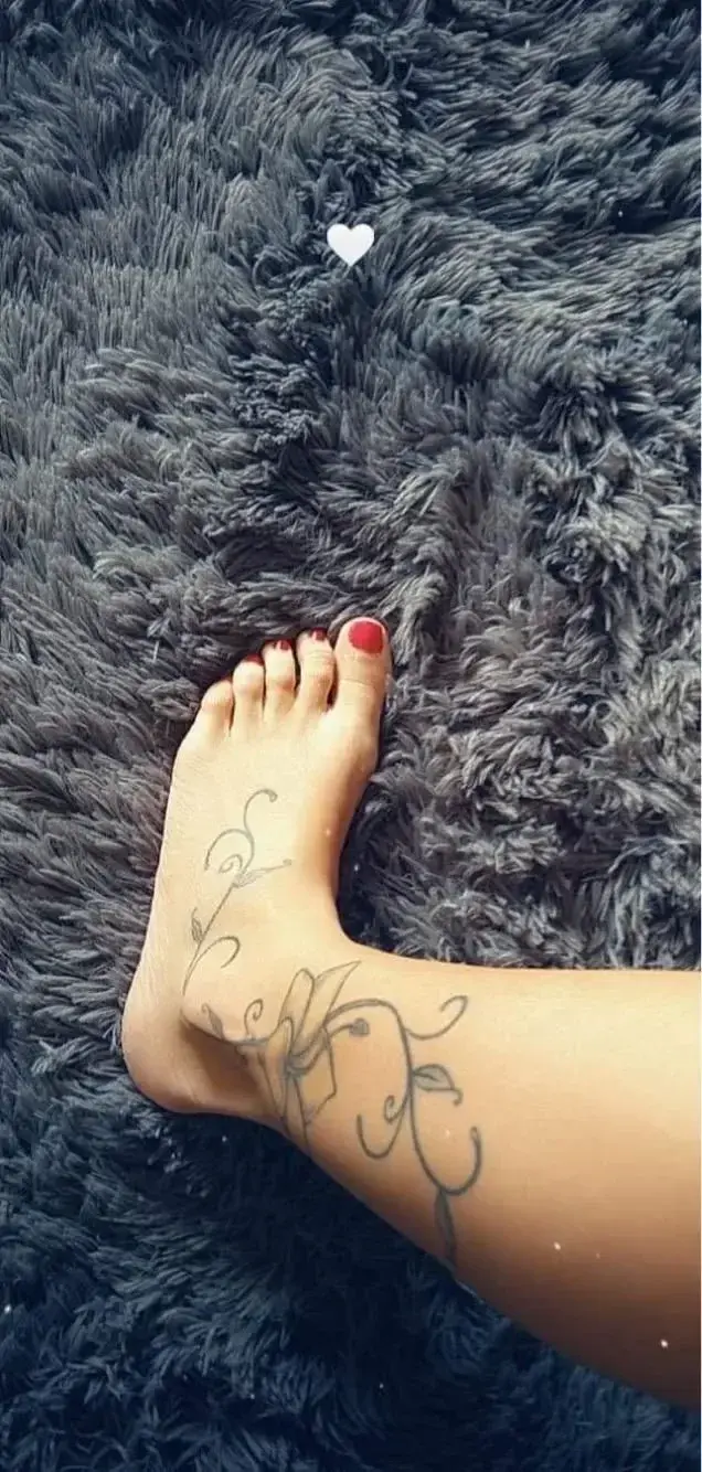 Leak & nude 5 — Hoppyfeet