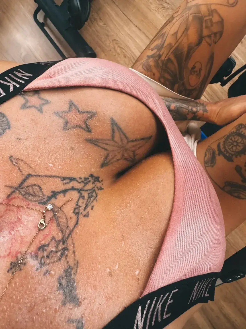Leak & nude MYM — Tatjanavolks : « Ça transpire au sport 💦 » (MYM)