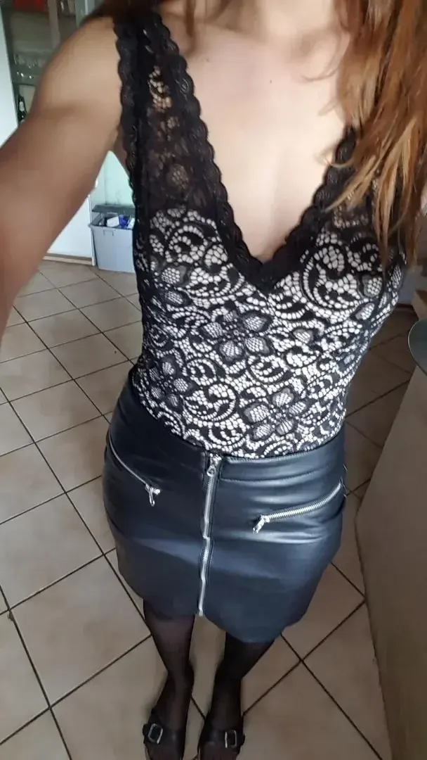 Leak & nude 3 — Melaniezouey