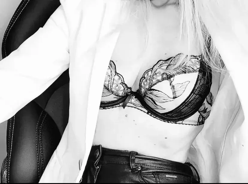 Leak & nude 3 — Sandraa77