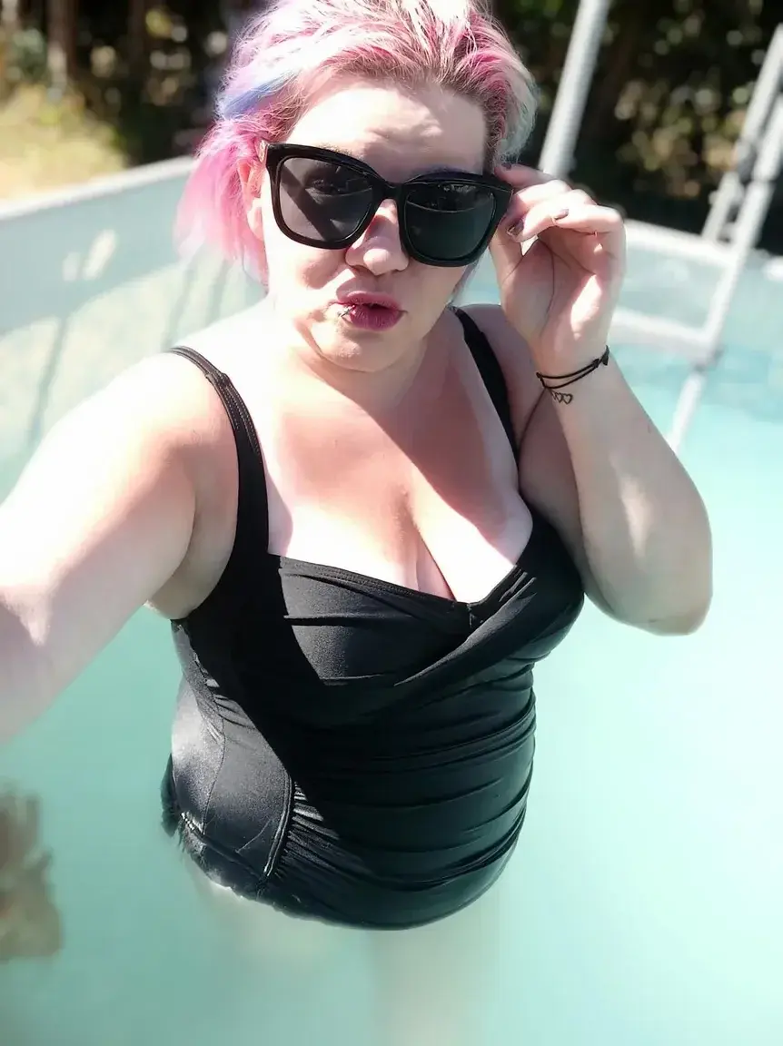 Leak & nude 2 — Joliecoeur52