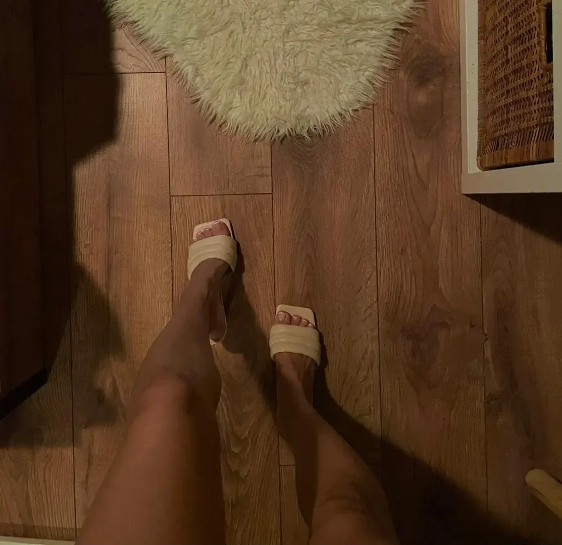 Leak & nude 2 — Minifootgirl_