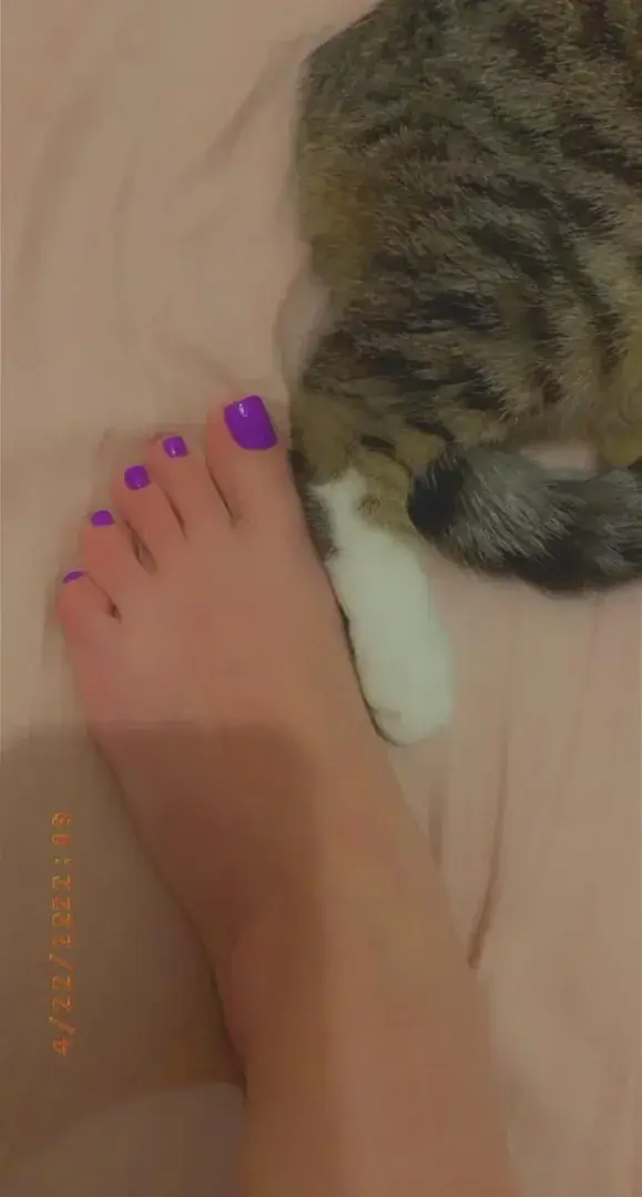 Leak & nude 4 — Jerkmyfeet
