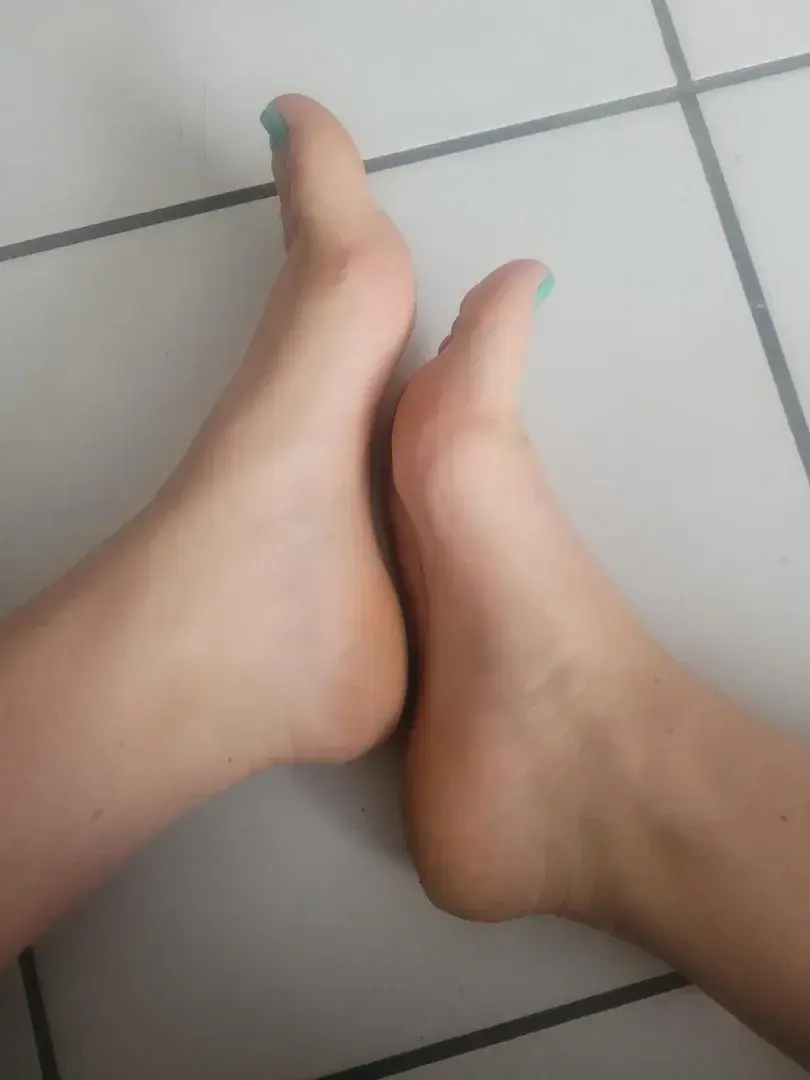Leak & nude 1 — Mes_petitspieds_dusud