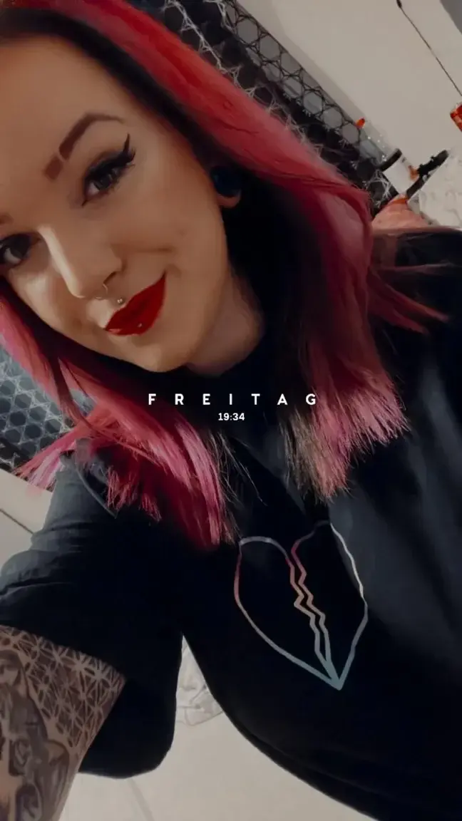 Leak & nude 1 — Redheadgirl