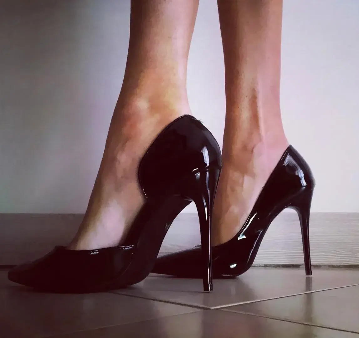 Leak & nude 1 — Chanel_sexyfeet