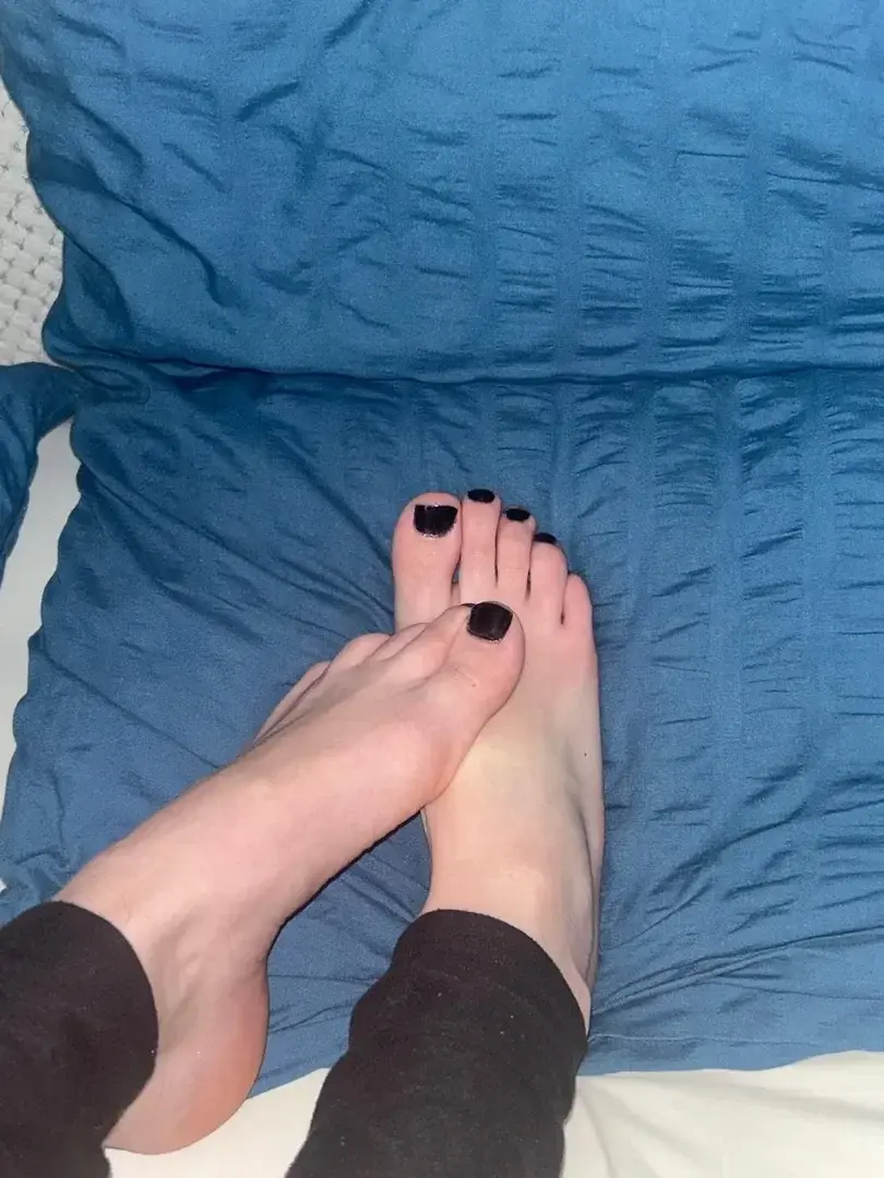 Leak & nude 1 — Feet_louves