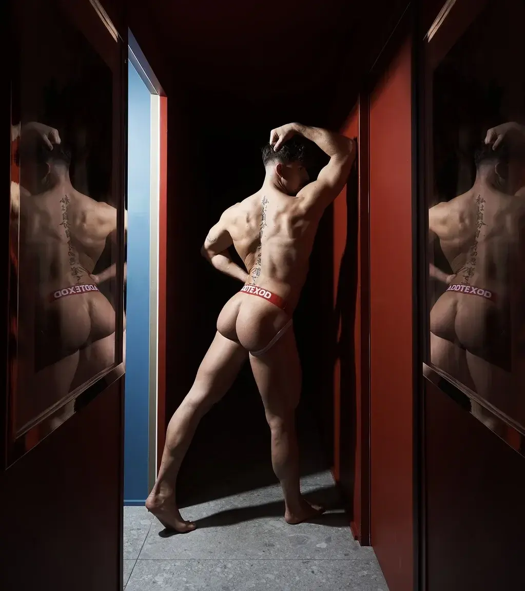 Leak & nude 11 — cr_photographer