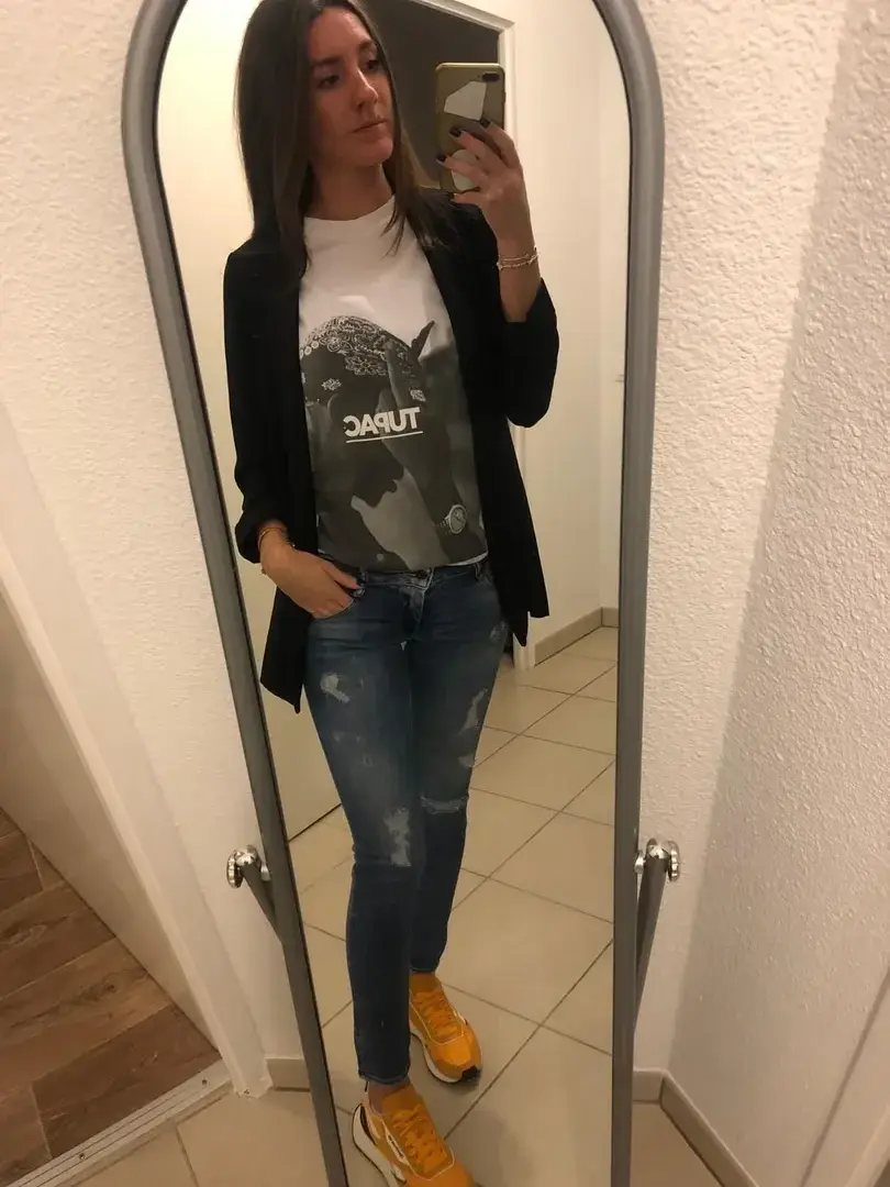 Leak & nude 5 — Girlfiction94