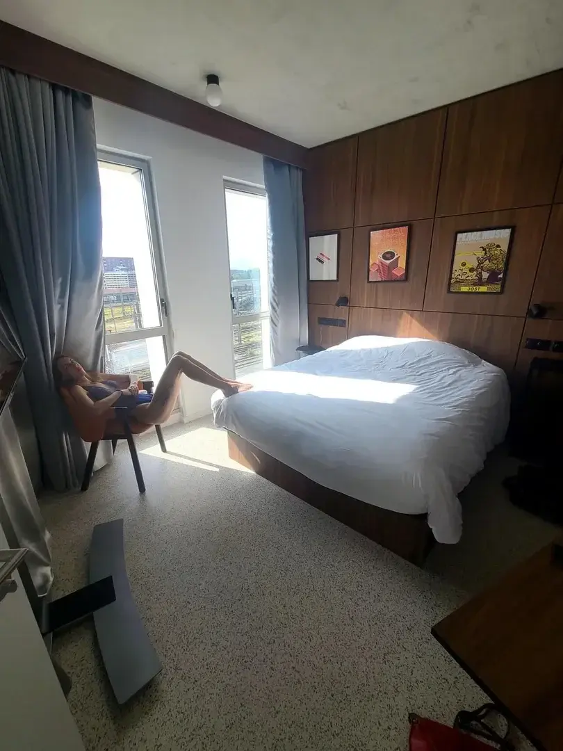 🎁 Abonnement gratuit ➡️  JULIE100➡️ 1 Vidéo offerte à votre abonnement