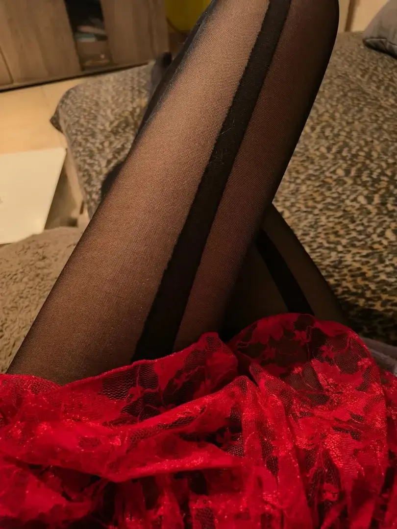 Leak & nude 3 — Sexandlove