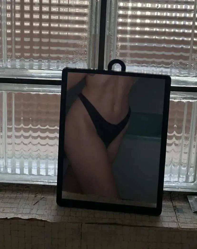 Leak & nude 1 — littlediana