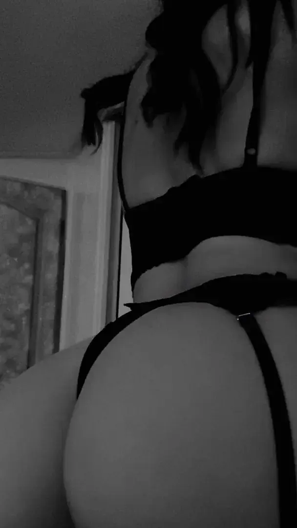 Leak & nude MYM — Louu__ : « média » (MYM)