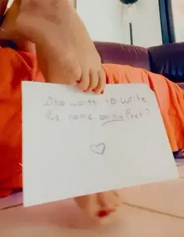 Leak & nude 3 — lola53