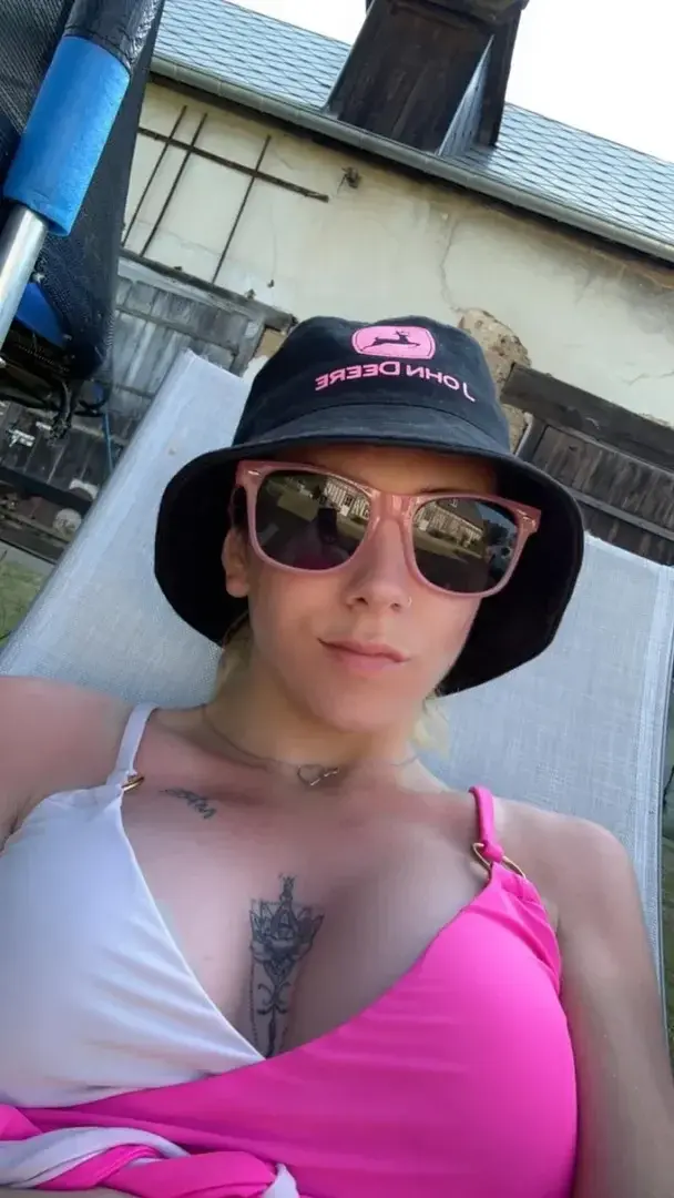 Leak & nude MYM — Oceane_8 : « média » (MYM)