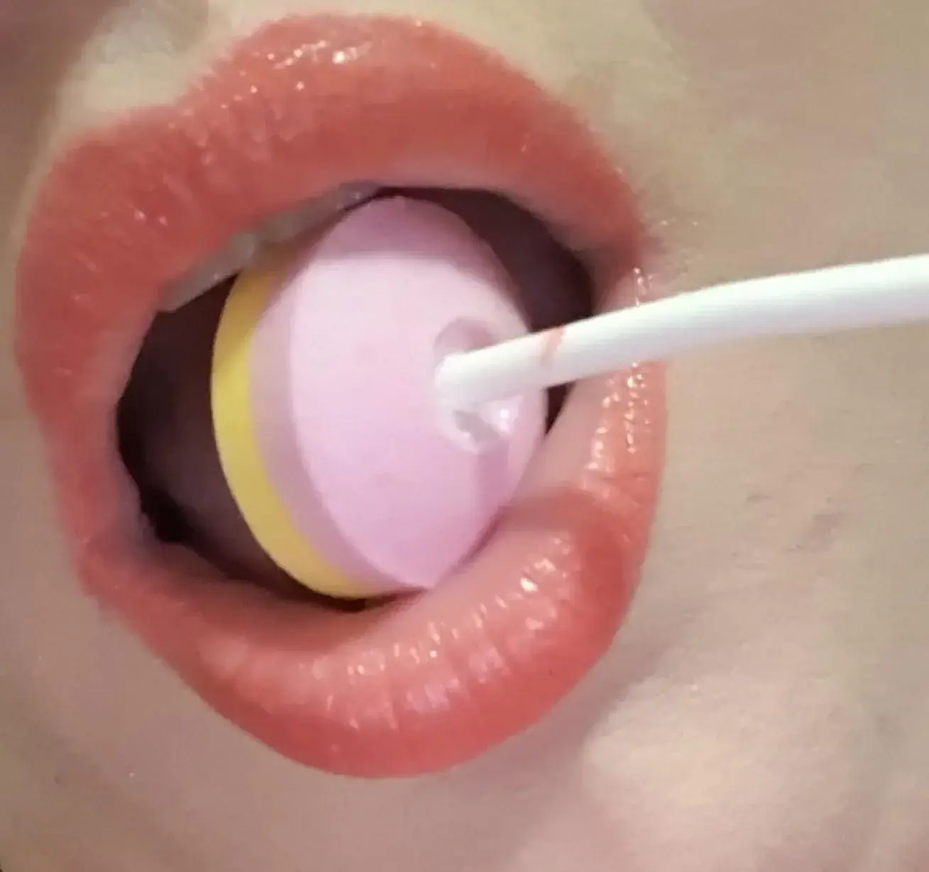 Leak & nude 2 — Nuit_rouge
