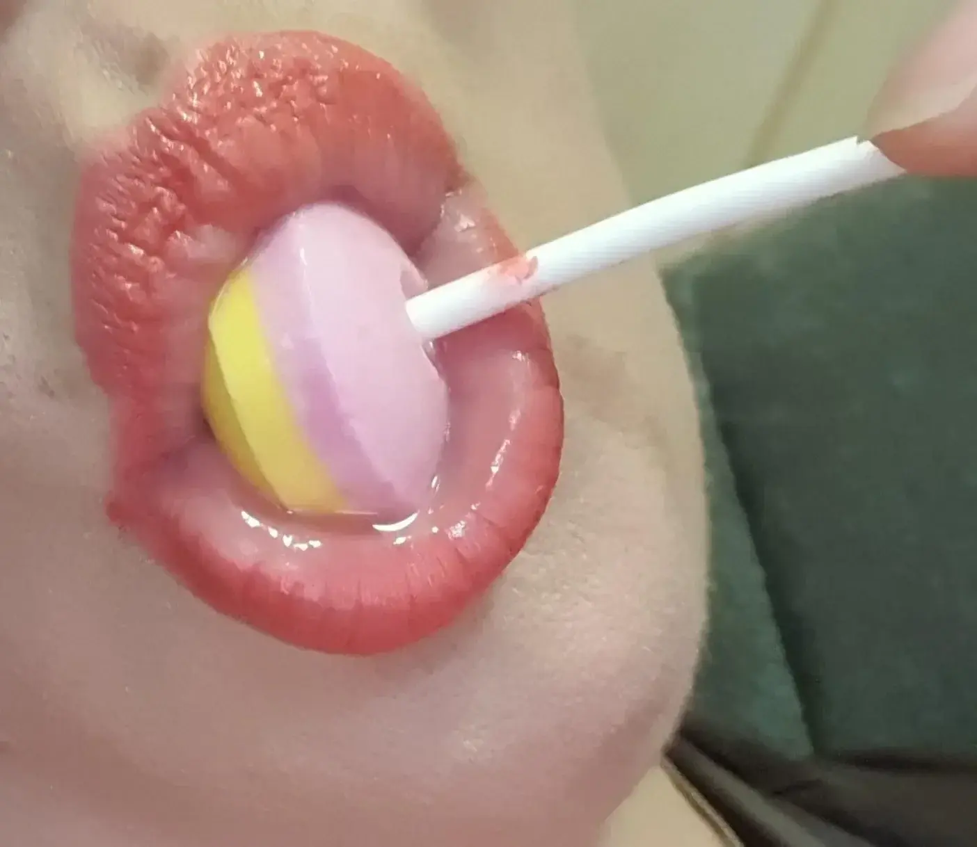 Leak & nude 3 — Nuit_rouge