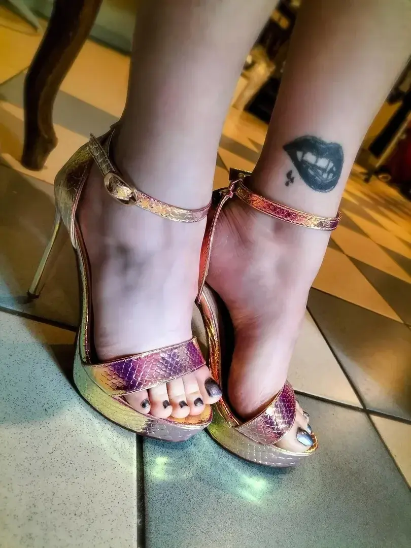 🧜🏻‍♀️