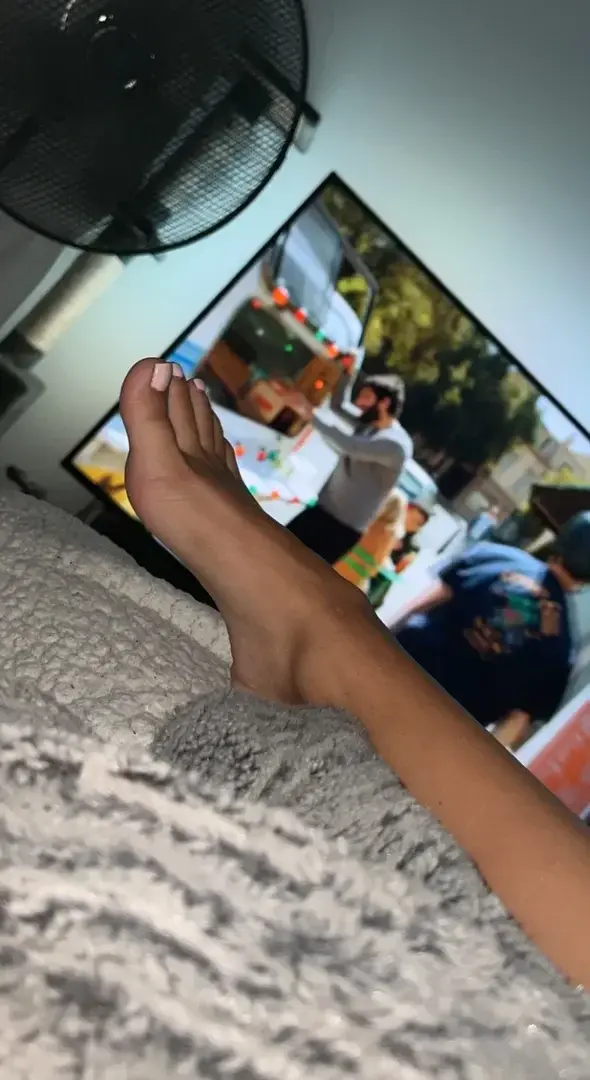 Leak & nude 3 — Footgirl_