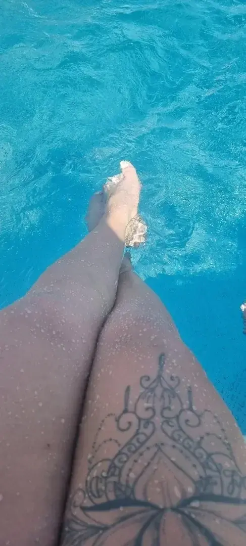 Leak & nude MYM — Cristalmag : « Il fait chaud besoins se rafraîchir 💋💋 » (MYM)