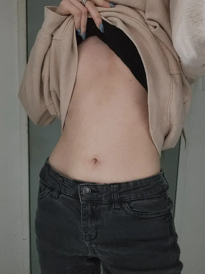 Leak & nude MYM — the-mirabelle : « ヾ(≧ ▽ ≦)ゝ😘💜 » (MYM)