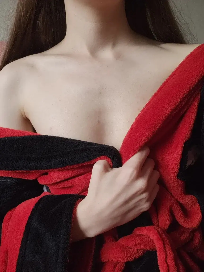 Leak & nude MYM — the-mirabelle : « ( *︾▽︾)😘💜 » (MYM)