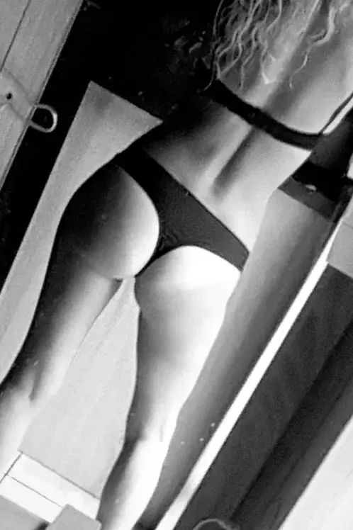 Leak & nude 5 — Elenia