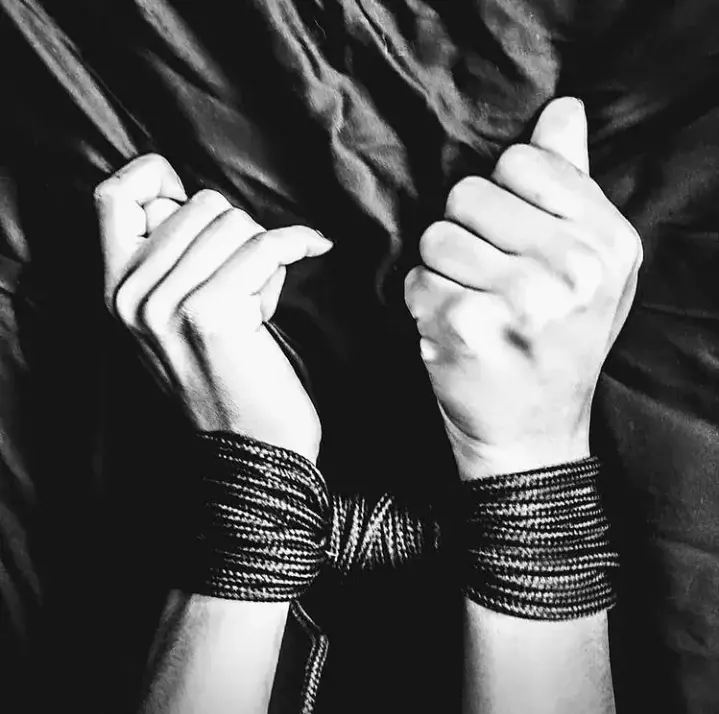 Leak & nude 2 — Punks_hancuffs