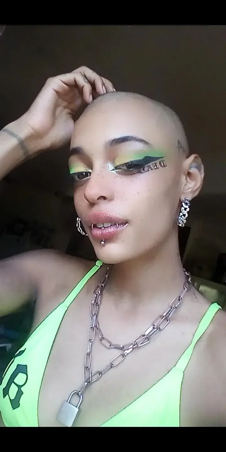 Me suis rasée la teteuuh !!! 🥰🥰