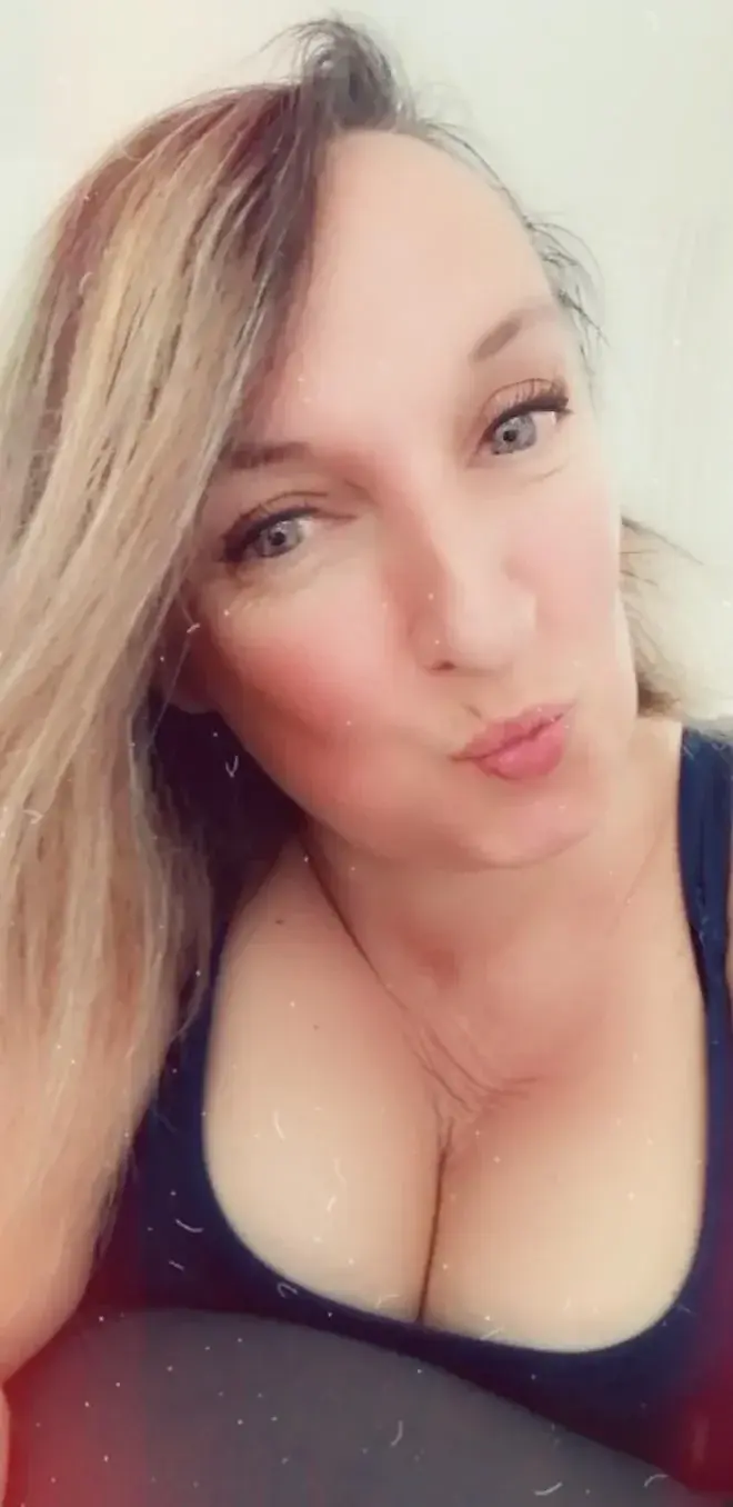 Leak & nude 3 — Jesuiselisabeth51
