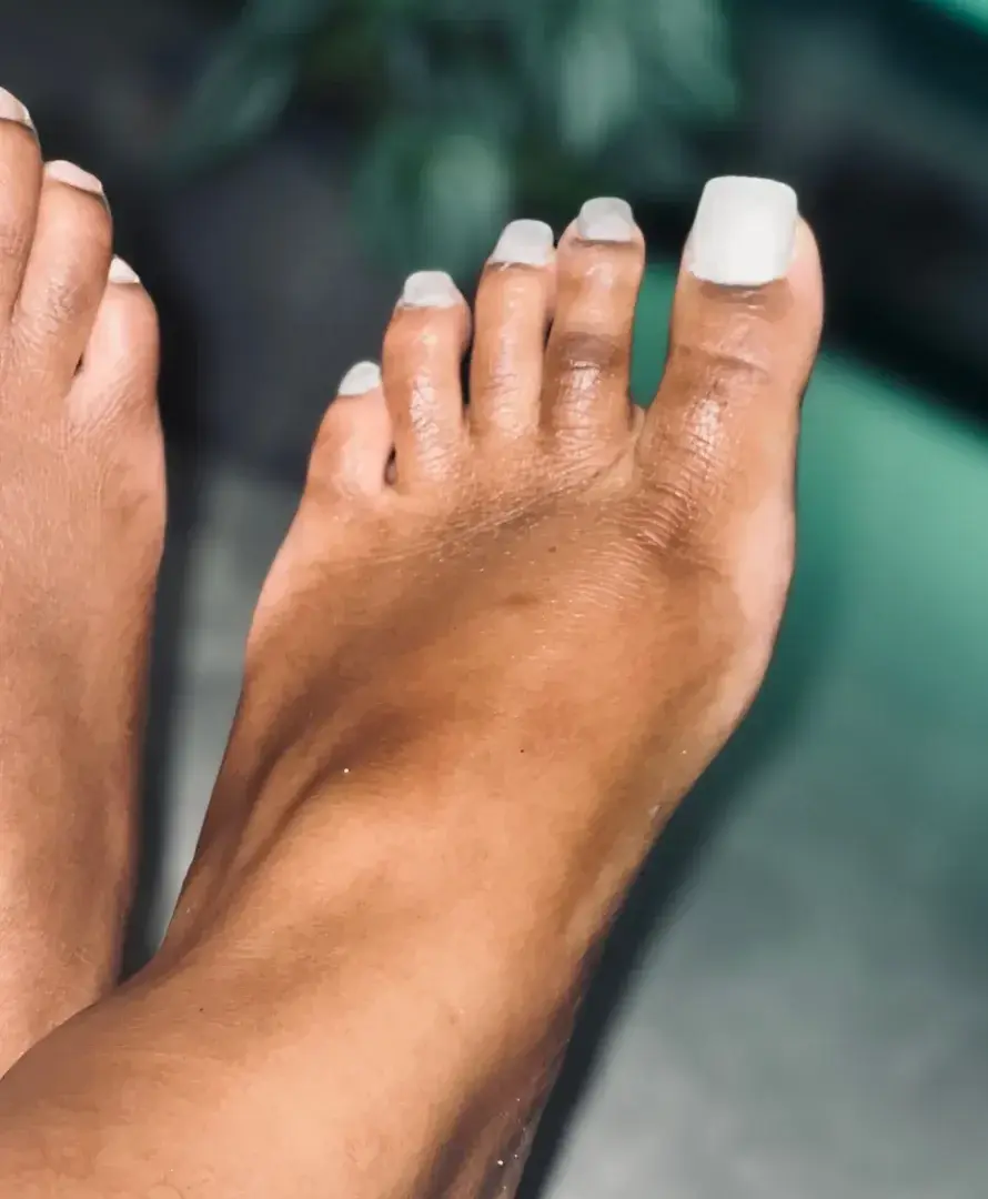 Leak & nude 1 — Foot_lovely_