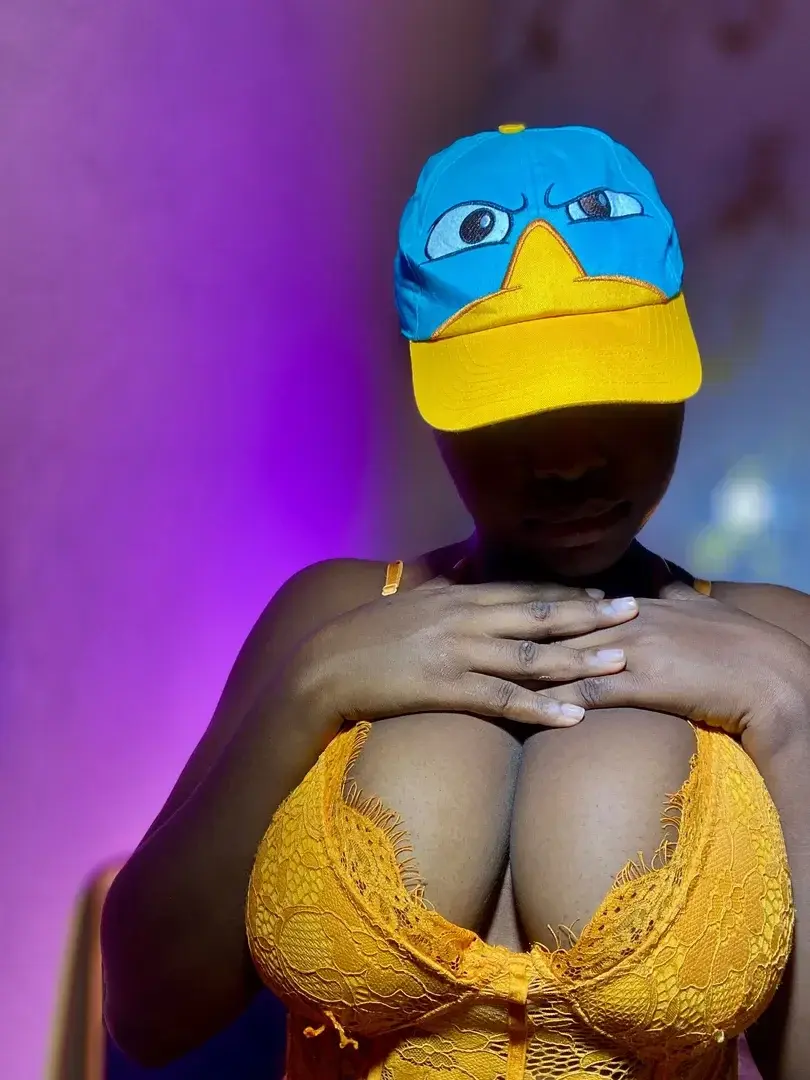 Tajupiternoir - Photo exclusive MYM 1 | French Modèles